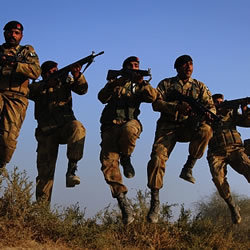 Image of soldiers